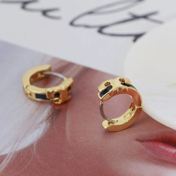 NWOT Tory Burch Gold, Black Small Sheriff T Huggie Hoop Earring’s - Picture 5 of 7